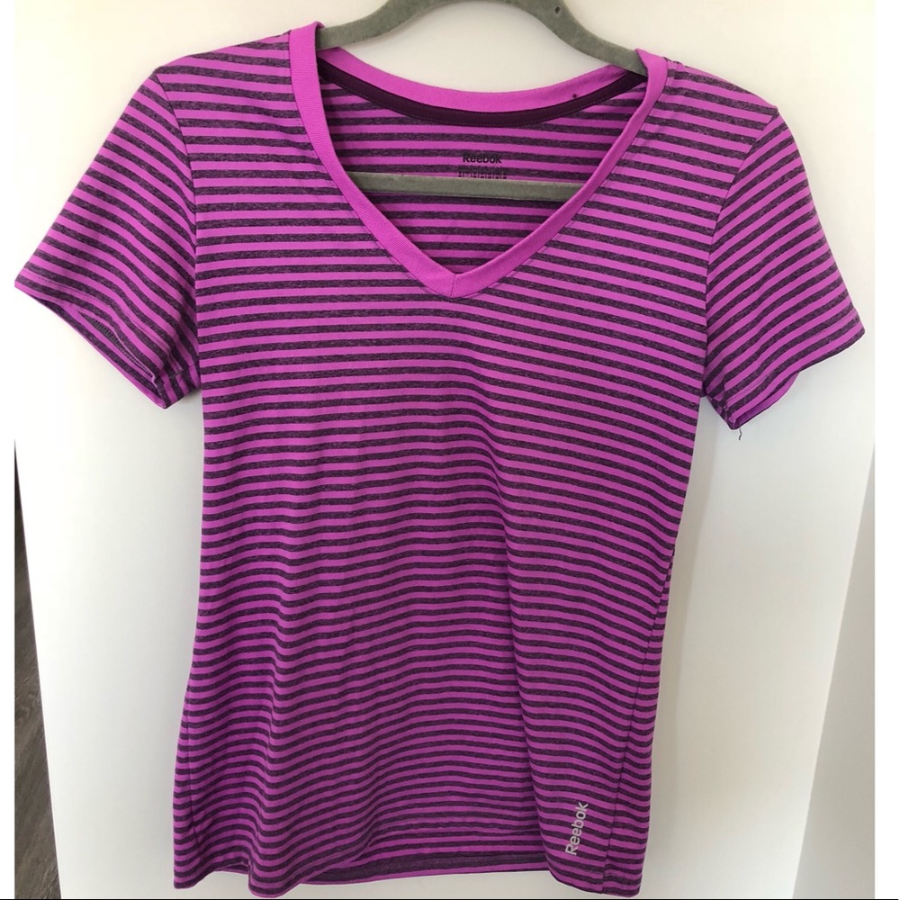 Women’s Reebok V-neck Tee